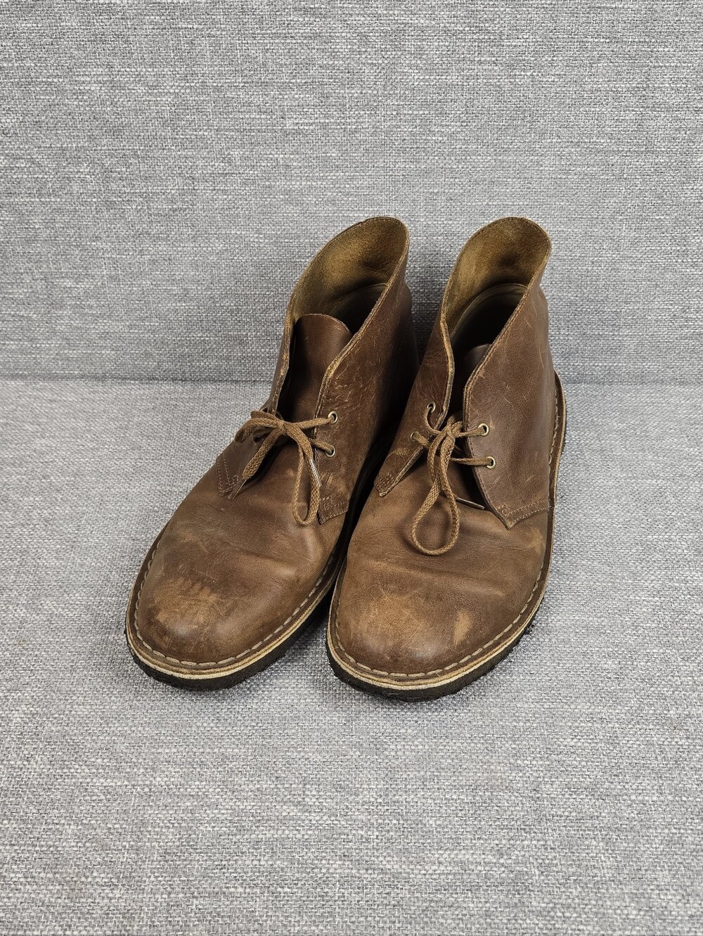 Clarka Original Desert Boot Brown/Gum Soles Mens Sz 10